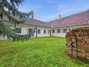 KERNSANIERUNG UND UMWIDMUNG ODER ABRISS UND NEUBAU NACH...