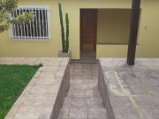 Ãtima Casa de 3 quartos sendo 1 suite