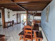 Ãtima Casa em condomÃnio com 04 quartos, sendo 02...