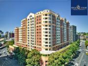 Timber Floor 2 bed 2bath 2car