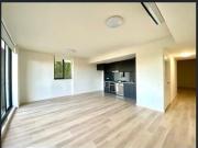 Timber Floor with Huge Huge 2nd Living area $780 PW