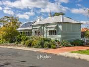 Timeless 1900's Charm with Modern Comforts, City /...