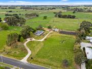 Timeless Character and Modern Comfort on 3.16 Hectares