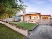 Timeless Craftsmanship in Iconic Jones Street