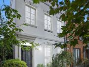 TIMELESS ELEGANCE IN PRIME POSITION