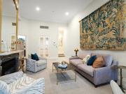 Timeless Elegance in the Prestigious Georges Apartments