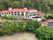 Timeless Palatial Private Renovator Timeless Palatial Private Renovator