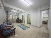 Tingkat 1 Flat Rawang Putra Rawang Town KPJ Rawang Low Cost