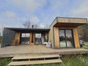 Tiny House / Chalet 30 m² avec terrasse en bois Tiny House / Chalet 30 m² avec terrasse en bois