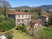 Tipico casale toscano in provincia di Lucca 400m² Barga