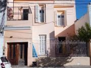 TIPO CASA DE 3 AMBIENTES Y MEDIO Y TERRAZA, EN FLORESTA