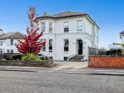 Tivoli, Cheltenham GL51, 4 bed flat to rent, £3,850 pcm... Tivoli, Cheltenham GL51, 4 bed flat to rent, £3,850 pcm...