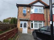 Tivoli Road TW4, 4 bed semi detached house to rent,...