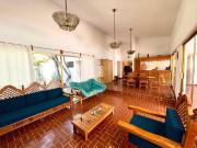 TLAYACAPAN. Morelos. Enorme y bella casa con hermosas y...