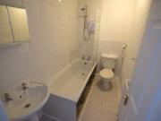 To Let 2 Bed Apartment