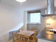 To Let 2 Bed Flat