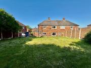 To Let 3 bedroom Semi detached house, Lister Drive,...