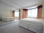 To Let 6 bedroom Semi detached house, Creswick Road,...