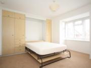 To Let £950pcm Fees Apply Tintagel Way, Woking