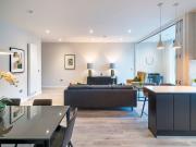 TO LET Apartment 23, Lock gate 2, Charlemont Square,...