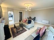 TO LET, Apartment 31, Salthill, Monkstown, Co. Dublin,...