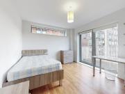 Toby Lane, London E1 1 bed in a flat share to rent...