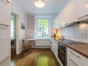 Tolle, schön ausgestattete 2 Zimmer Altbauwohnung im...