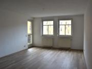 Tolle 2 Zimmer Wohnung mit kleiner Terrasse
