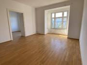 Tolle 3,5 Zimmerwohnung mit Loggia und allg. Garten...