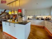 Tolle 4 Zi Maisonette mit Luxus Wohnküche und...