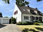 Tolle Doppelhaushälfte mit Potenzial!