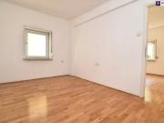 Tolle gelegenheit! 2 parkplätze! Ein Schatz in...