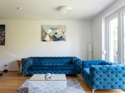 Tolle Lage, Tolles Haus LOBAU inkl. Autoabstellplatz