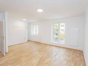 Tolle Lage trifft auf großartige Kernsanierung 3 Zimmer...