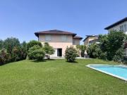 Tolles Zweifamilienhaus mit Einliegerwohnung, sonniger...