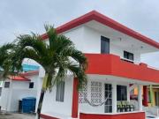 TONSUPA ATACAMES, CASA EN VENTA DE 200 M2 FRENTE AL MAR