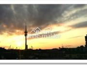 Top Anbindung und Aussicht: 2 Zi. Wohnung mit Duplex, 8. OG