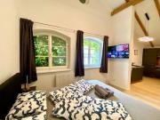 TOP Anlage! Wunderschöne Garonniere in kernsaniertem...