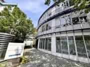 Top ausgestattetes Büro mit viel Platz, nahe dem... Top ausgestattetes Büro mit viel Platz, nahe dem...