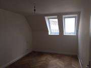 TOP DACHGESCHOSS WOHNUNG 4 ZIMMER BALKON/KLIMA/GARAGE...