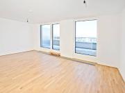 Top Dachgeschoss Wohnung mit großzügiger Freifläche!