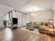 Provisionsfrei für Käufer * Top DG Wohnung in zentraler Lage