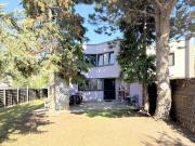 TOP: Eck Reihen Haus im Groß Garten Format!