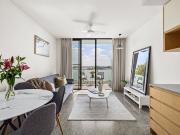 Top floor 1 Bed + Study in The Bowery