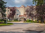 Top Floor 2 Bed, 2 Bath Condo W/2 Parking Stalls In St...