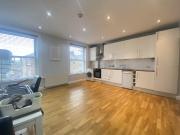 Top Floor 2 Bed Flat | Maida Vale | Spacious