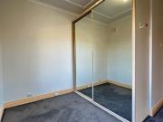 Top Floor 2 Bedroom Apartment in Prime Location