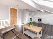 Top Floor Apartment, 36 Clarendon Street