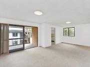 Top Floor | Boutique Complex | Gas Cooking