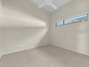 Top Floor Apartment with Great views & Pool